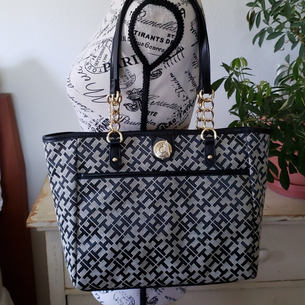 Tommy Hilfiger bag